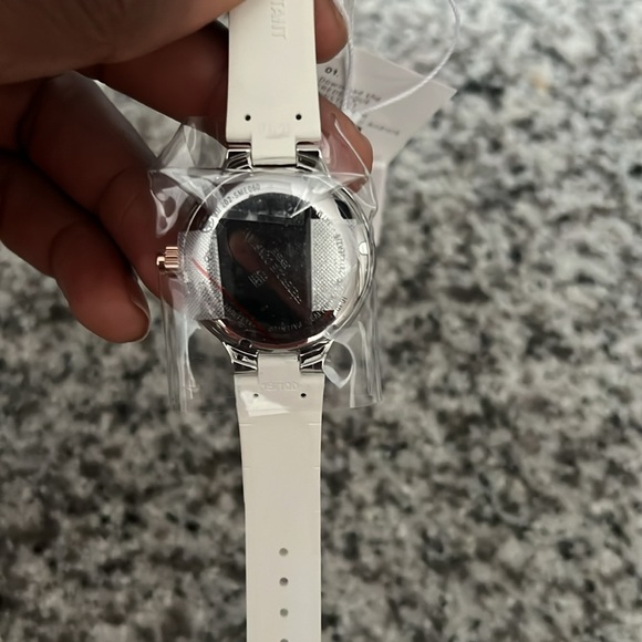 Frederique Constant Geneva HSW Quartz White and Rose Gold Watch main image 12